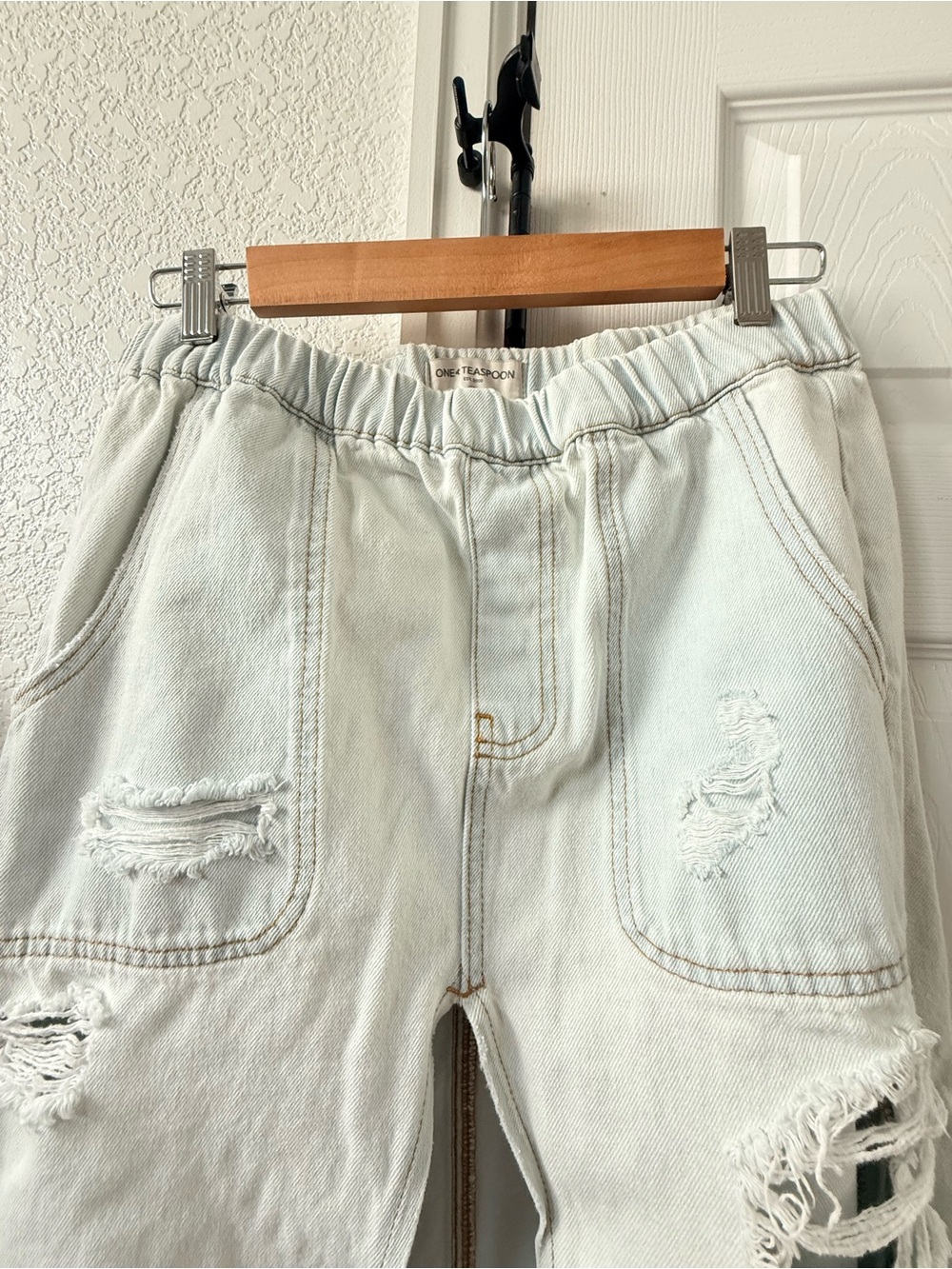 One Teaspoon Distressed Denim Skirt - Picture 4 of 8